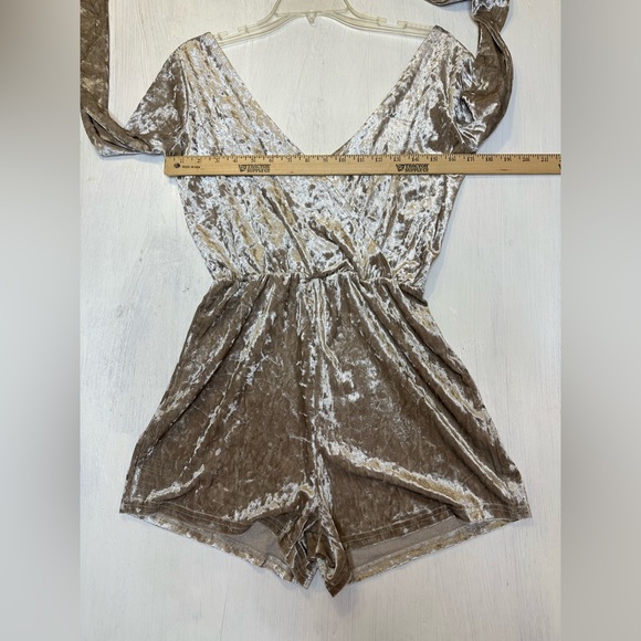 Oh My Love Velvet Romper XS Metallic Long Sleeve Deep V Front Back NWT - Picture 2 of 13